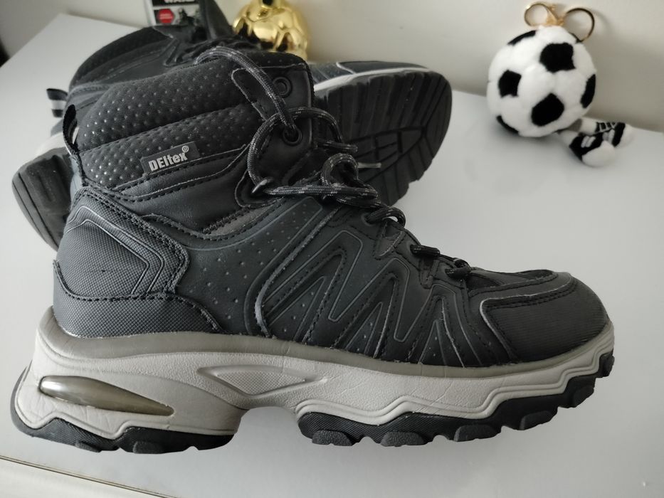 buty trekkingowe marki Highland Creek, r. 39