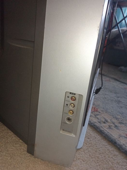 Великий телевізор Самсунг