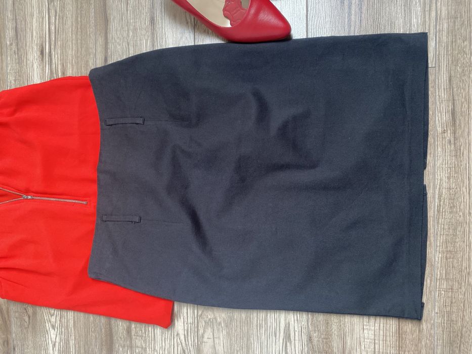 Elegancka spódnica z rozcięciem Clockhouse 40