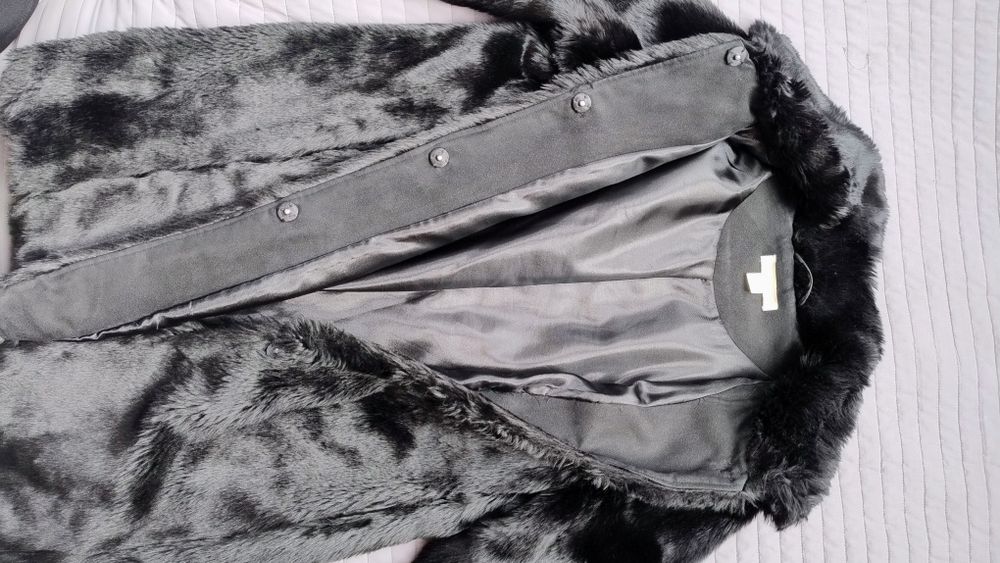 Futerko H &M czarne