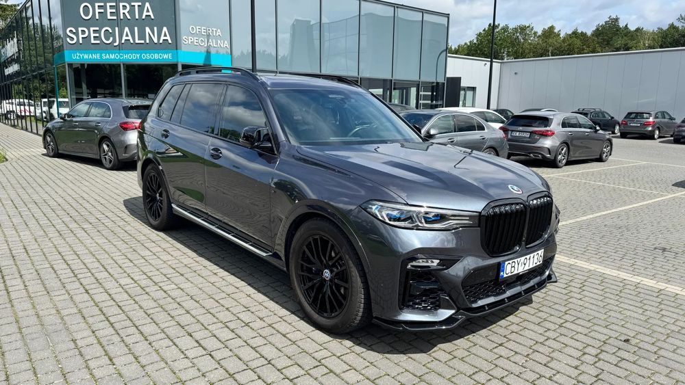 BMW X7