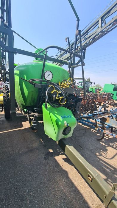 Опрыскиватель прицепной GALAXY EUR TECTRONIC 4028 YLE SC