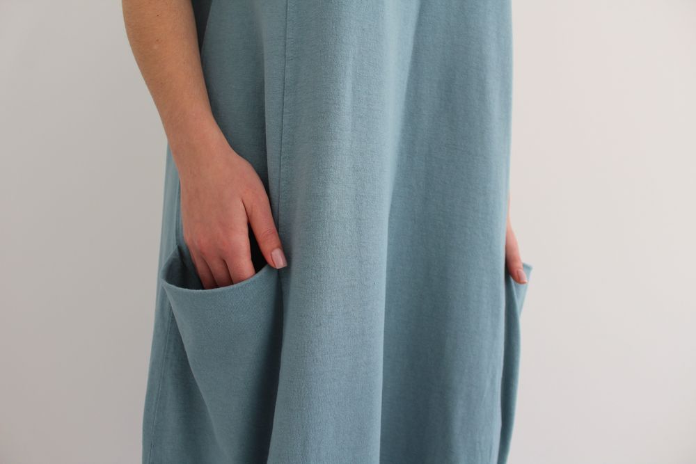 Дизайнерська,оригінальна сукня OSKA конопляна тканина