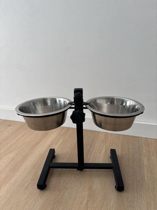 Comedouro ajustável