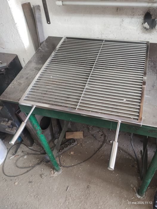 Ruszt do grilla ze stali nierdzewnej na wymiar. Polerowany
