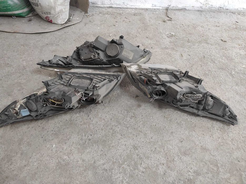 Фари Меган3 по частинах