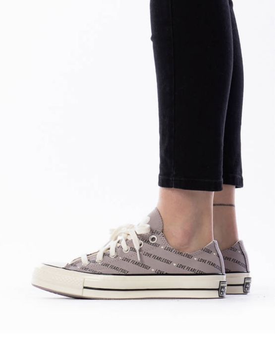 Оригінальні шкіряні converse chuck taylor