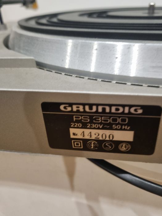 Gira discos  grundig ps 3500
