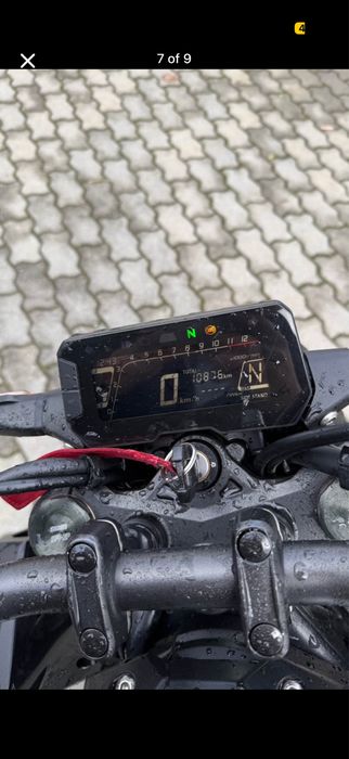 Honda Cb125r Prateada/Dourada