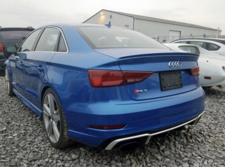 Стекло ауди А3