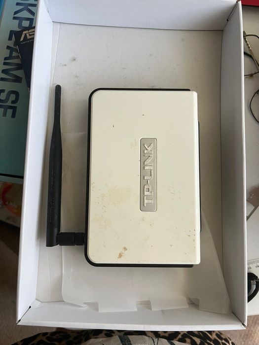WiFi роутер TP-Link 542G