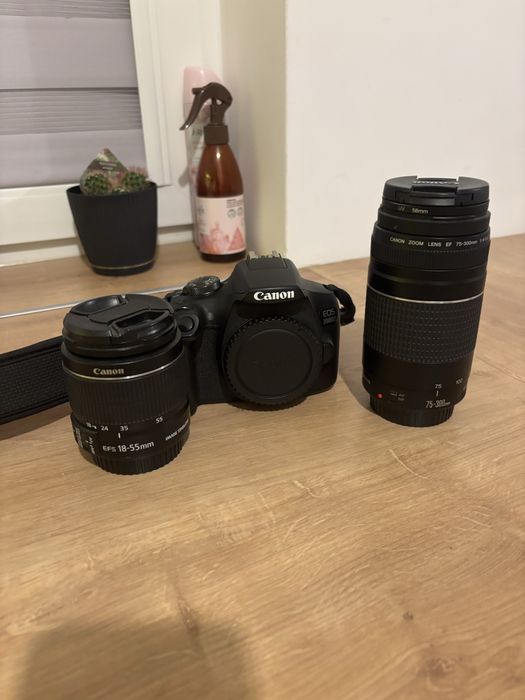 Canon 2000d + dwa obiektywy