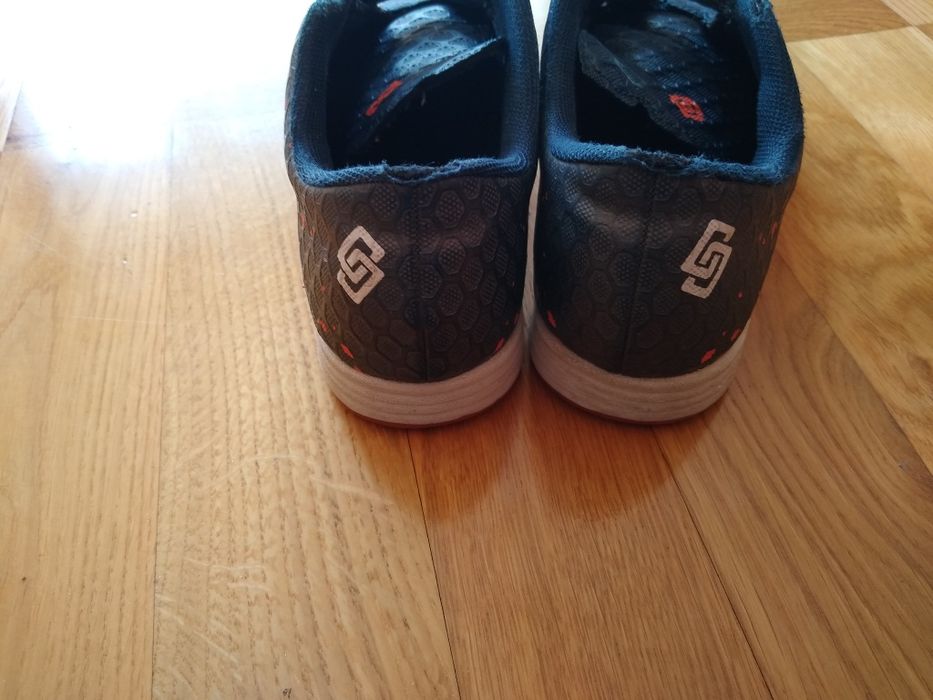 halówki sportowe 32 wkładka do 20,5 cm
