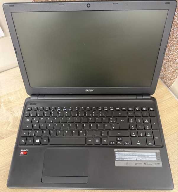 Ноутбук Acer Aspire E1-522
