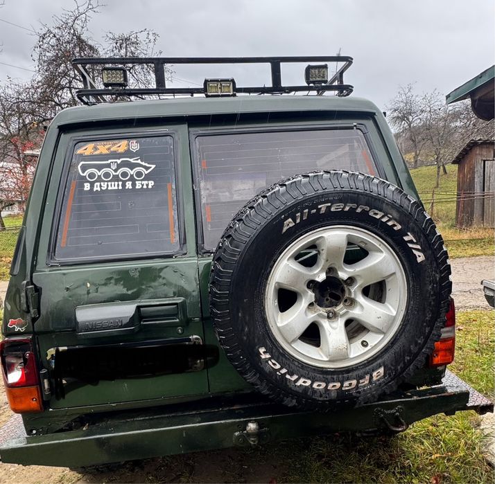 Продам Nissan Patrol 2.8  коротиш