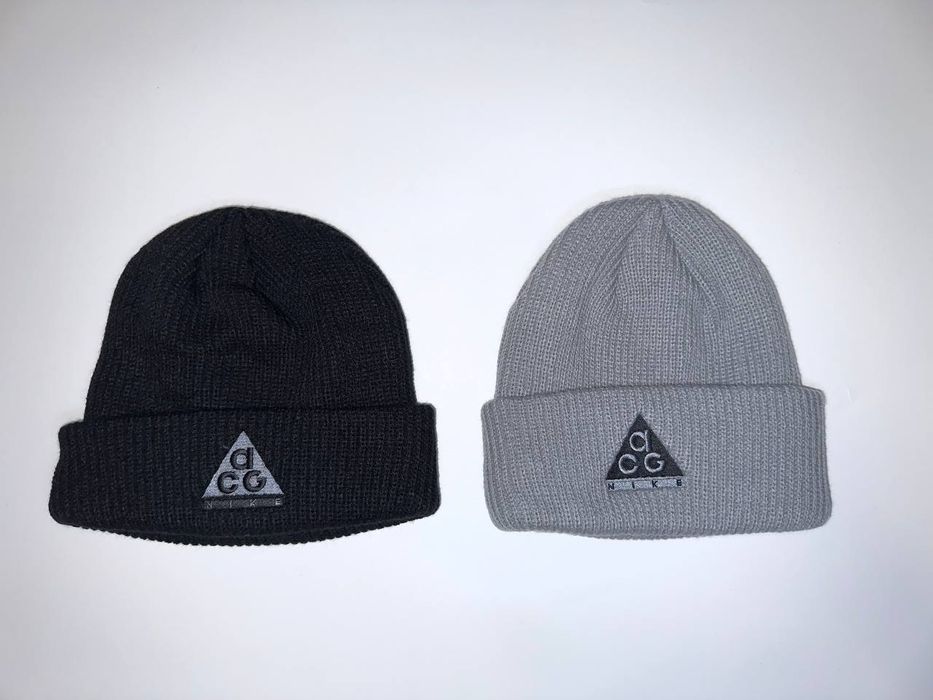 Теплі зимові шапки