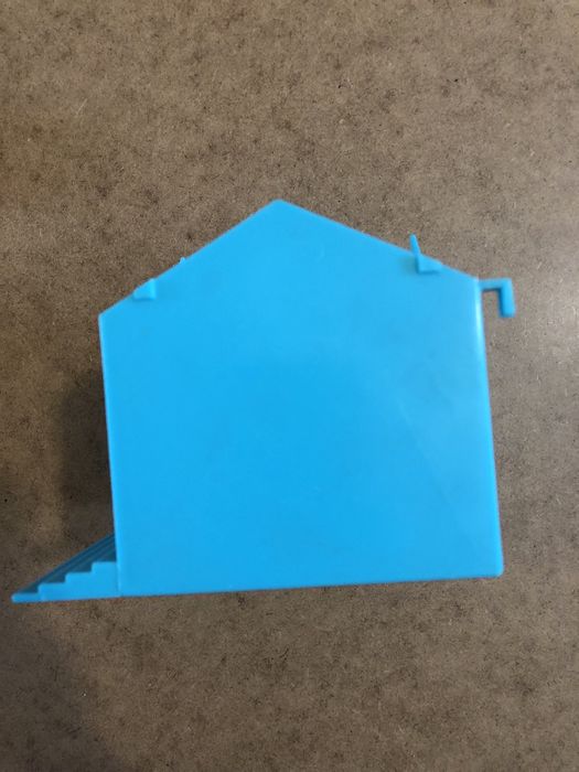 Domek dla chomika z mozliwoscia zawieszenia