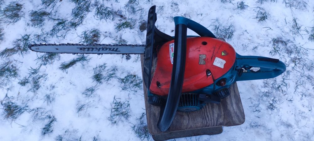 Piła spalinowa -Makita