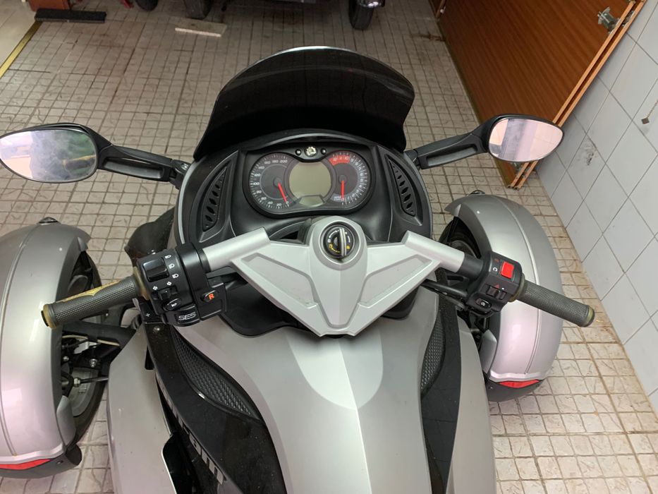 BRP Can-Am Spyder RS 990