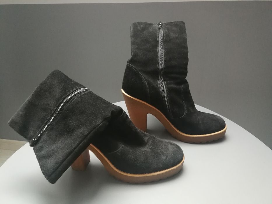 Czarne botki ze skóry zamszowej