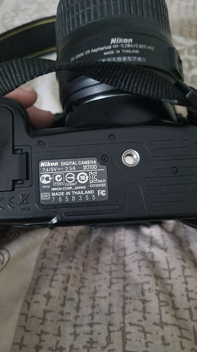 Продам нікон д3100