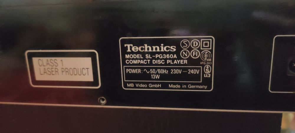Odtwarzacz CD Technics SL- PG360A