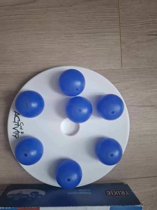 Игрушка для котов развивающая  Trixie.