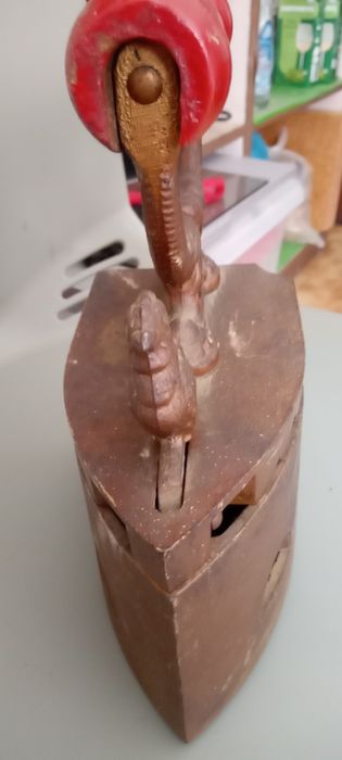 Ferro antigo já faz parte da família á 48 anos