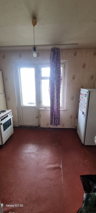 Продам 2х кімнатну квартиру проспект Червоної Калини 7