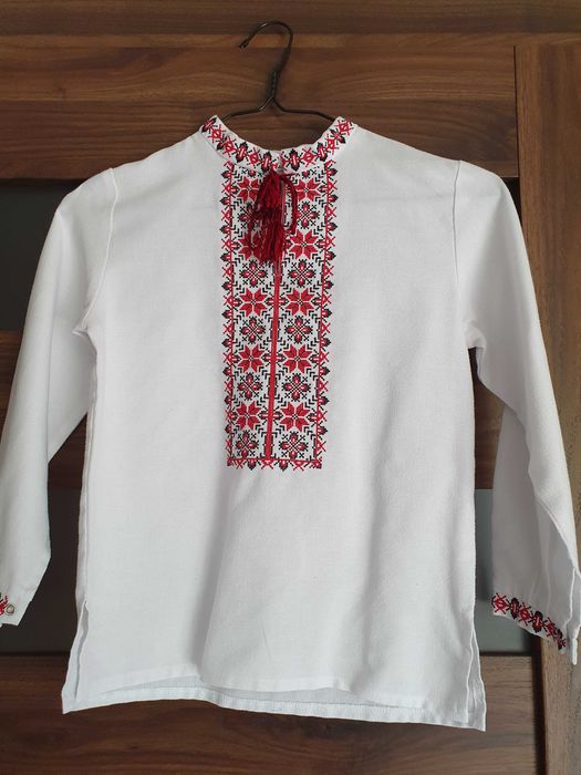 Вишиванка дитяча