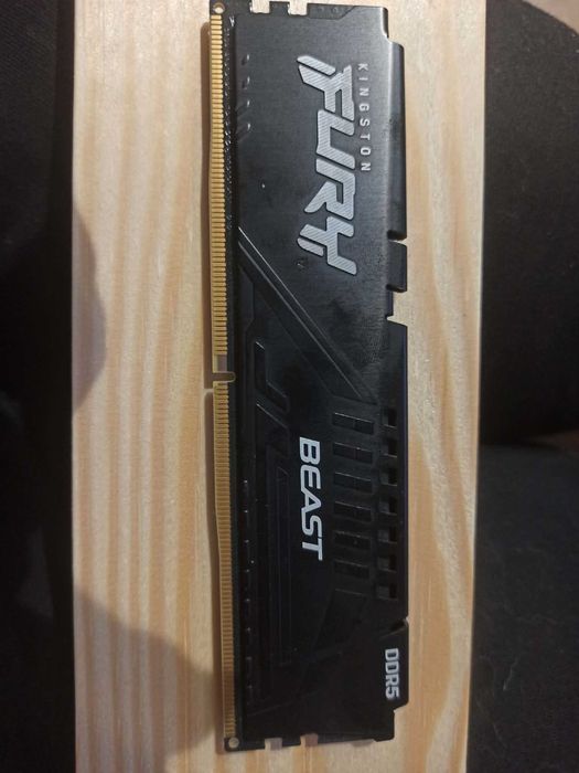 Pamięć RAM ddr5 Kingston 16 GB 6000 CL36