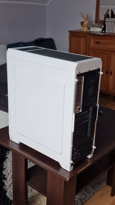 Komputer Gamingowy Ryzen 5 5600X/RTX3060 12GB/32GB RAM+Monitor 165Hz