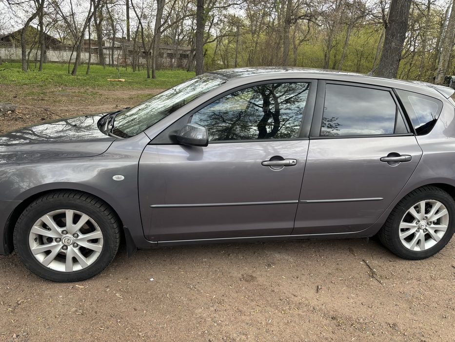 Мазда 3 2007 року