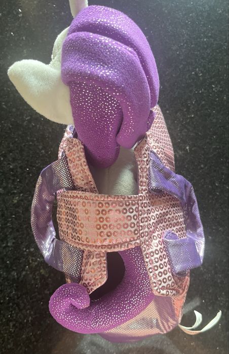 Peluche unicornio com mala mole