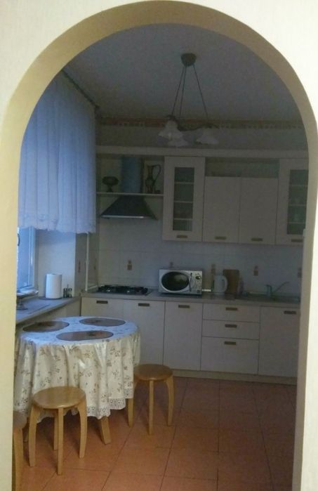 Однокомнатная посуточно, Бессарабка, м. Дворец Спорта, Шота Руставели