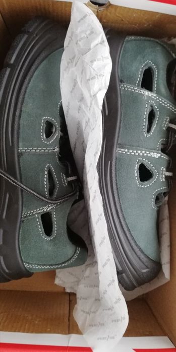 Buty  ochronne  39