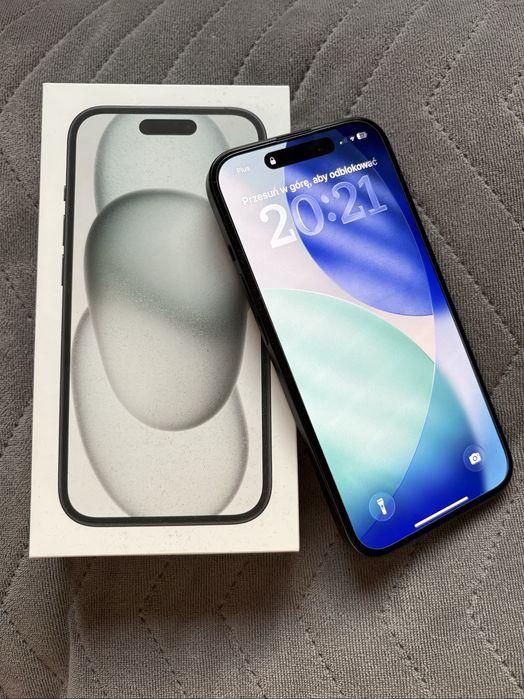 Iphone 15 bateria 89%