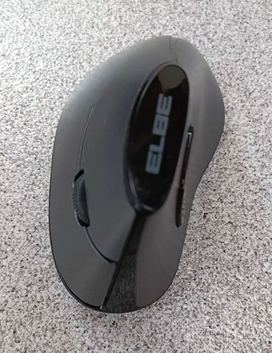 Ergonomic Wireless Mouse64575352687747121