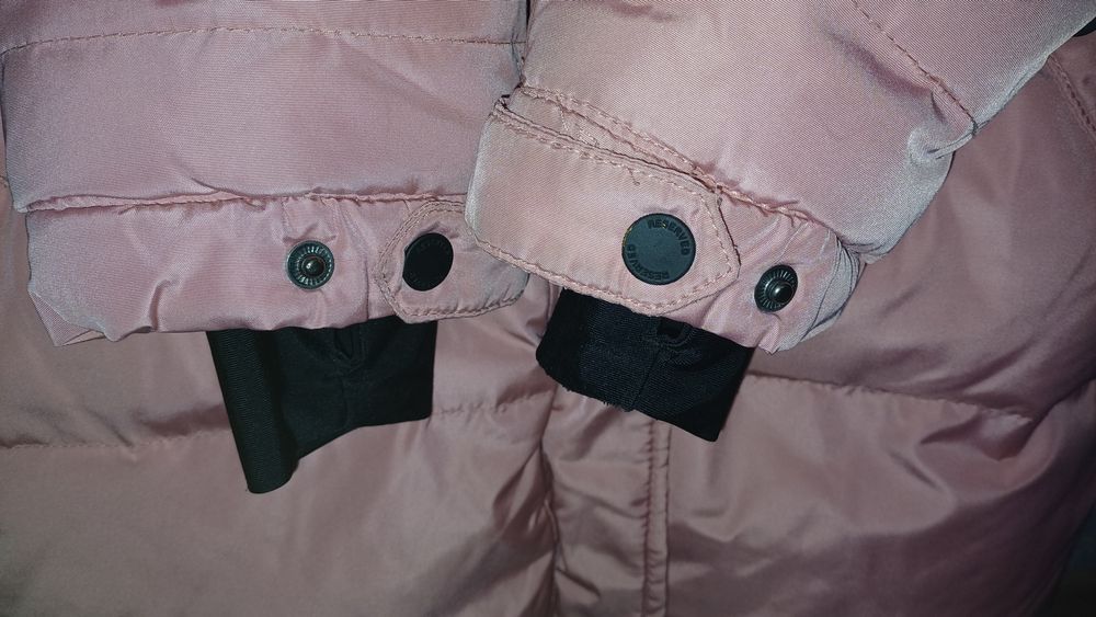 Пальто куртка на дівчинку  зима Reserved р.140