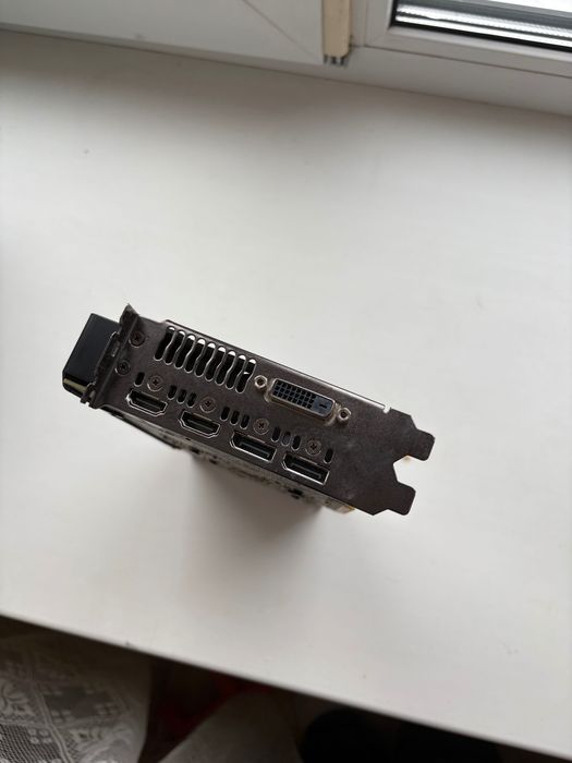 Відеокарта ASUS  Rx580 4gb