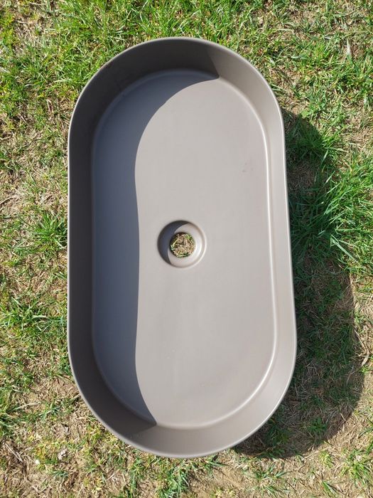 Umywalka nablatowa włoskiej firmy Hush Lab