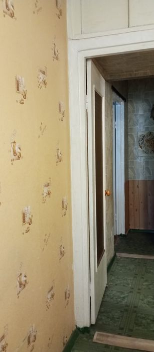 Продаж 2 кімнатної квартири 3 поверх 5 поверхівки  м-н Даманський
