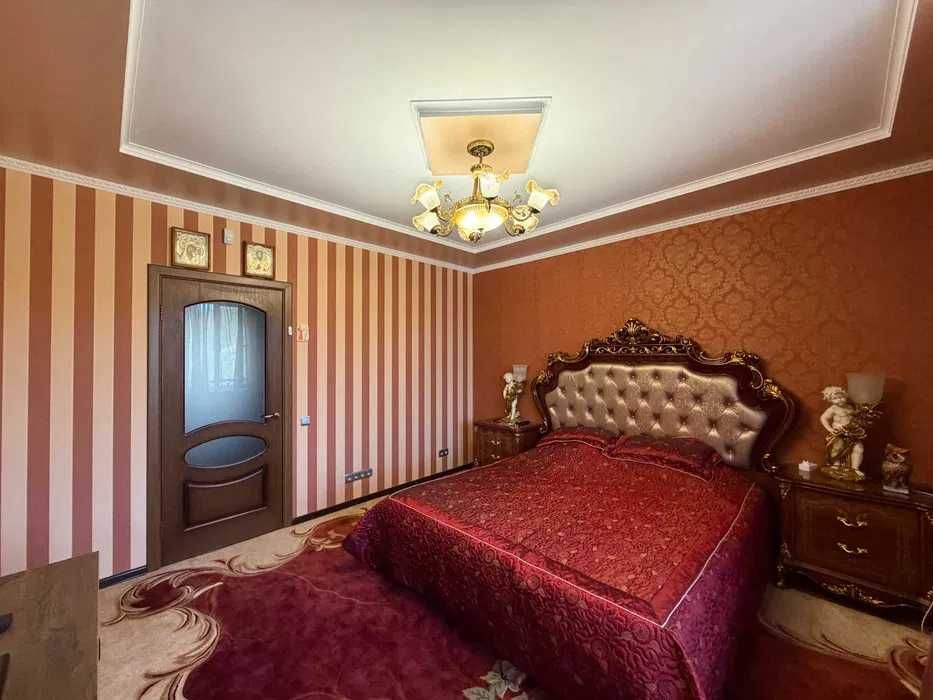 Продаж розкішного заміського будинку біля селища Баришівка 307 м2 Ж ВІДЕООГЛЯД