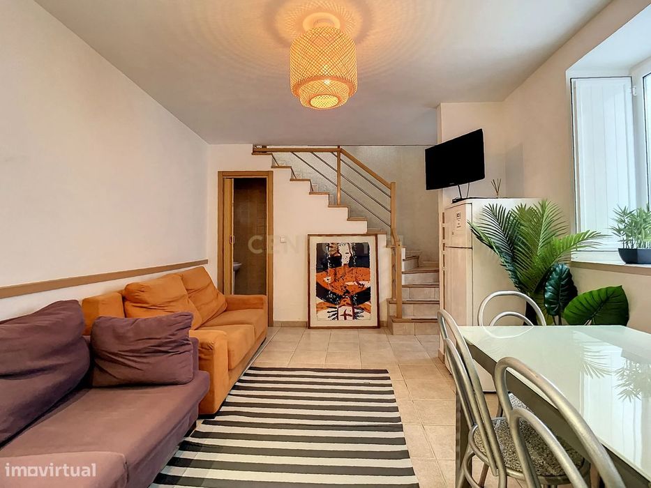 Prédio Habitacional - Centro Histórico - Nazaré -  4 Pisos