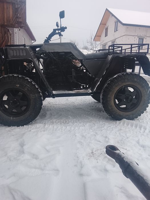 Повнопривідний квадроцикл