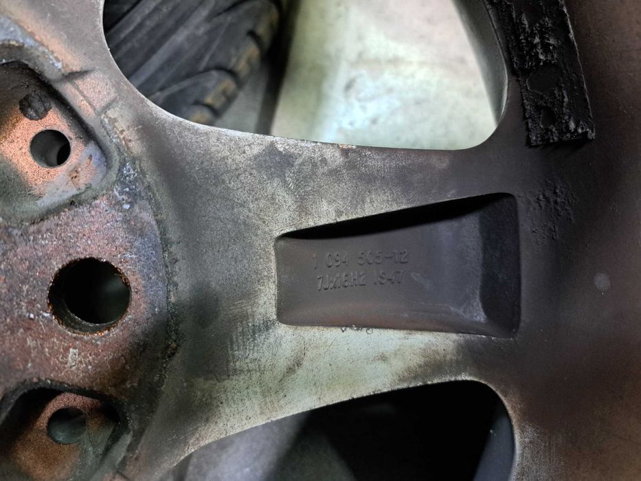 Koła felgi 5x120 16 BMW opony 215/55R16