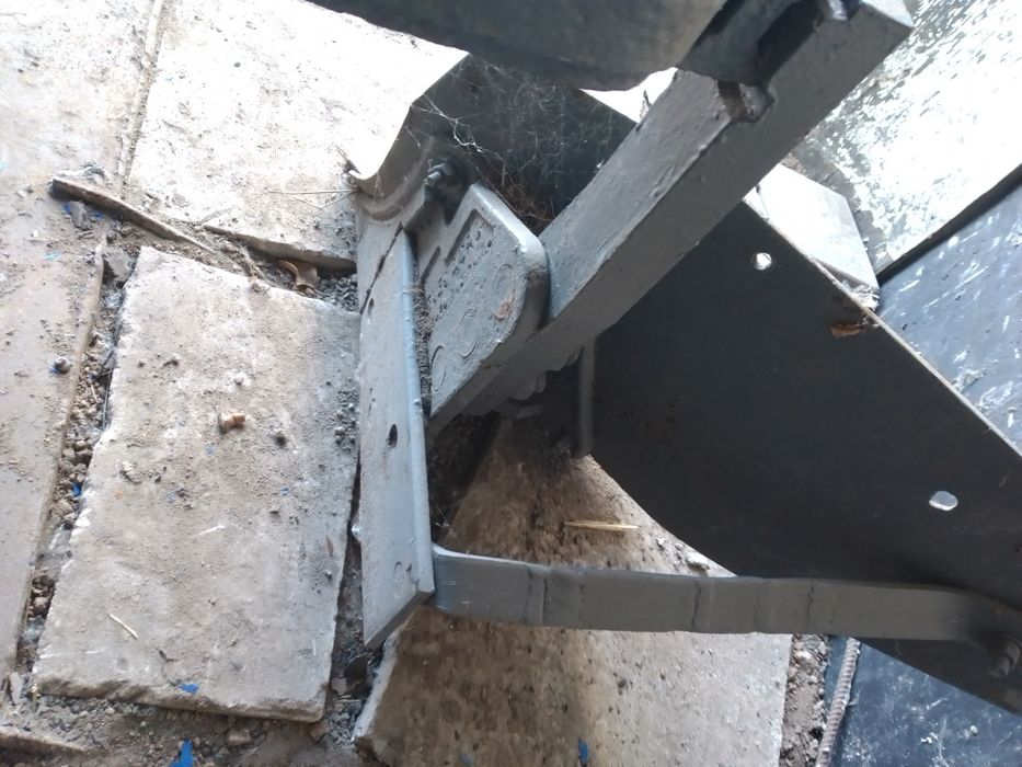 Продам плуг юмз или т40