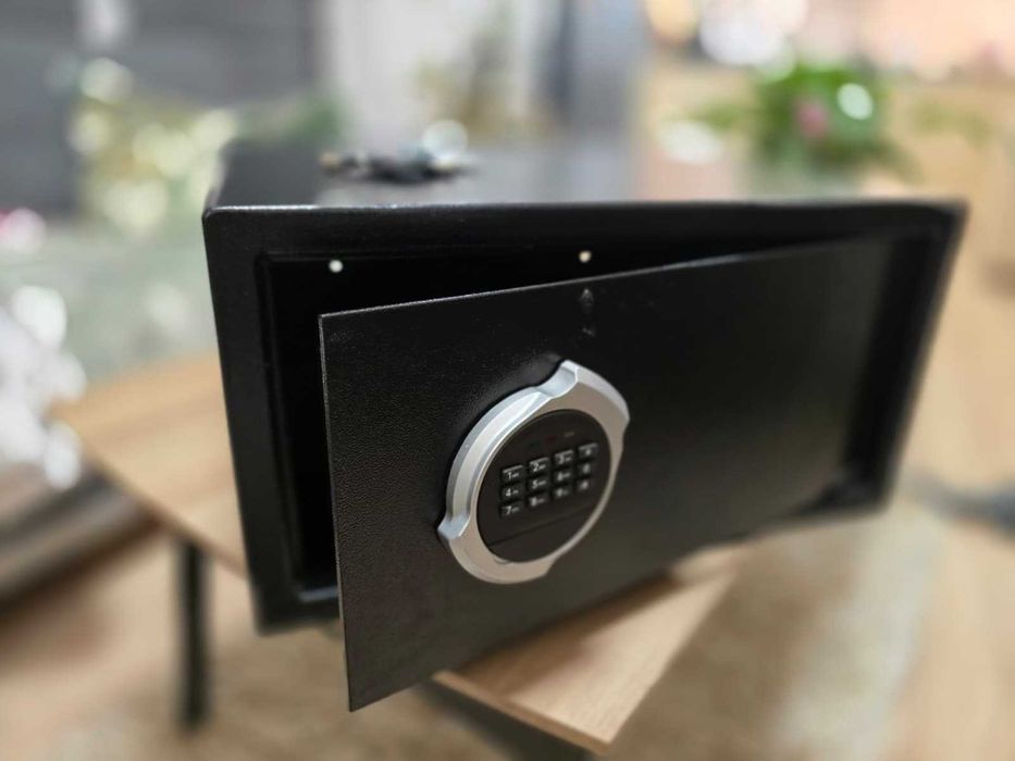 Sejf gabinetowy Metalkas SG-INTERBOX – solidny, sprawny