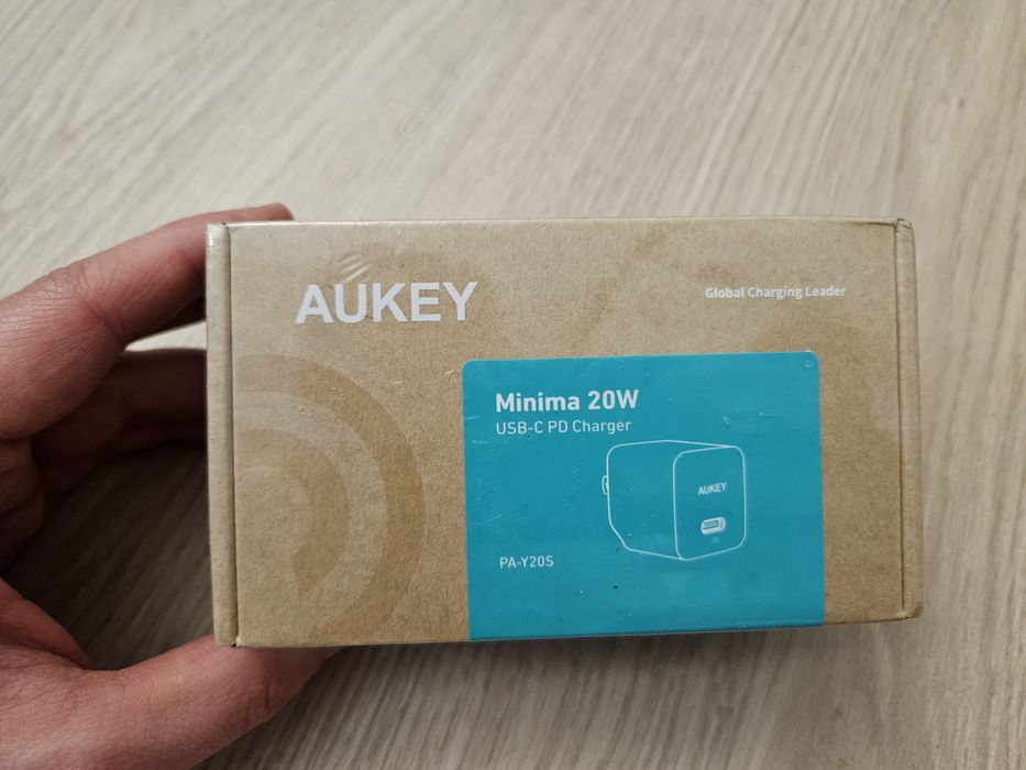 Блок живлення AUKEY 20W (США)