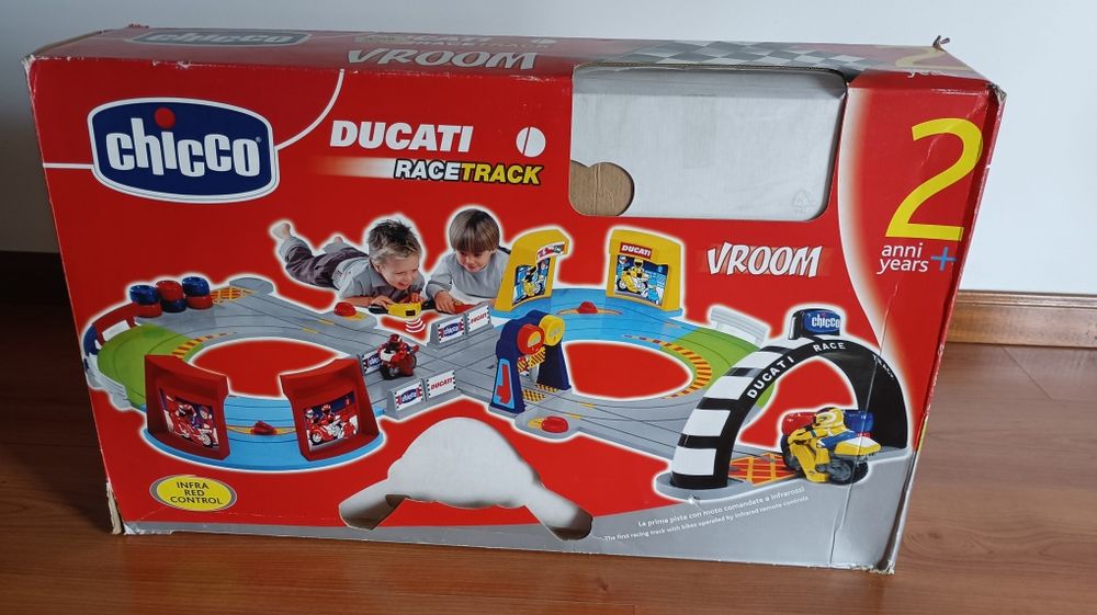 Pista motas Ducati Chicco maiores de 2 anos